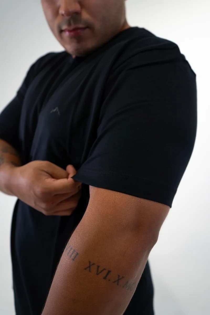 Signature Fit — negro clasico — Front