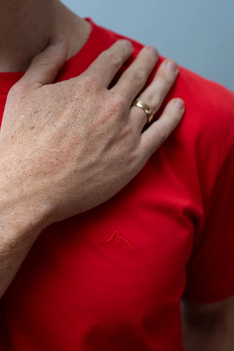 Signature Fit — rojo royal — Front