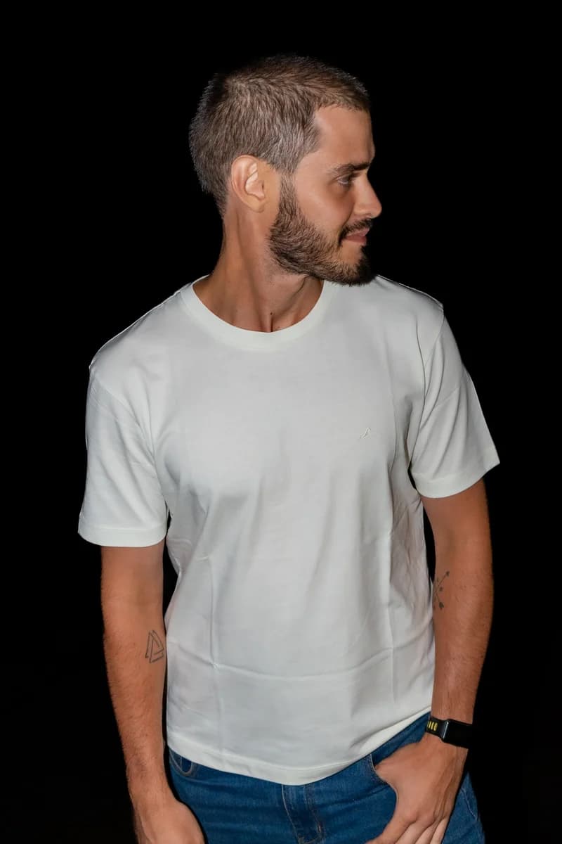 Signature Fit en Verde Agua — Polo Liso — verde apagado, calma mineral