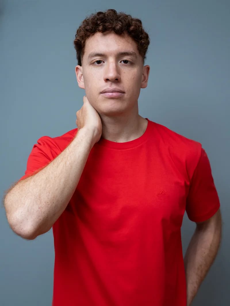 Signature Fit — rojo royal — Front