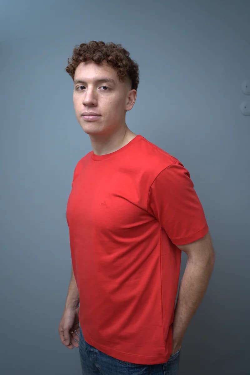 Signature Fit — rojo royal — Front